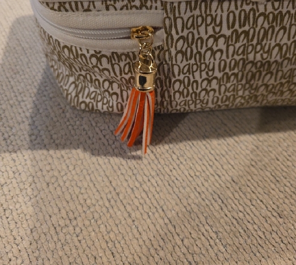 Stylish Beige Storage Box - Picture 3 of 4